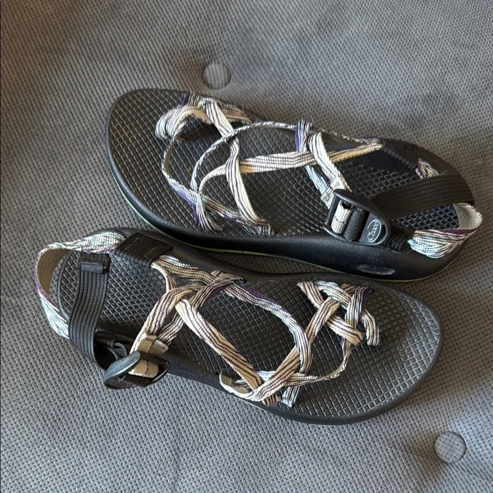 Chaco ZCloud 2 Womens 8 Purple Gray Double Strap Toe‎ Loop Vibram Sandals